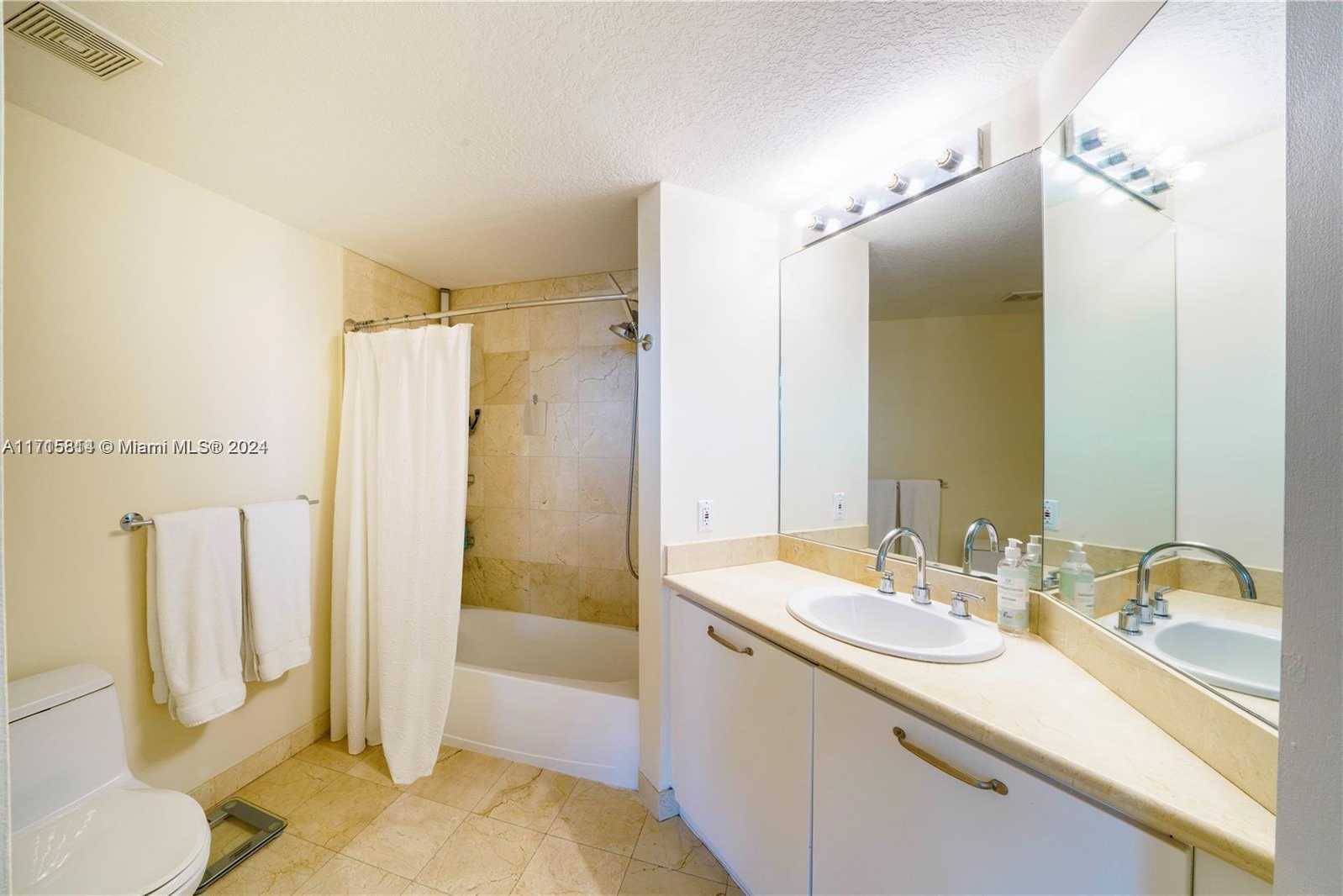 Small Image of 6515 COLLINS AVE #702, Miami Beach Number 15