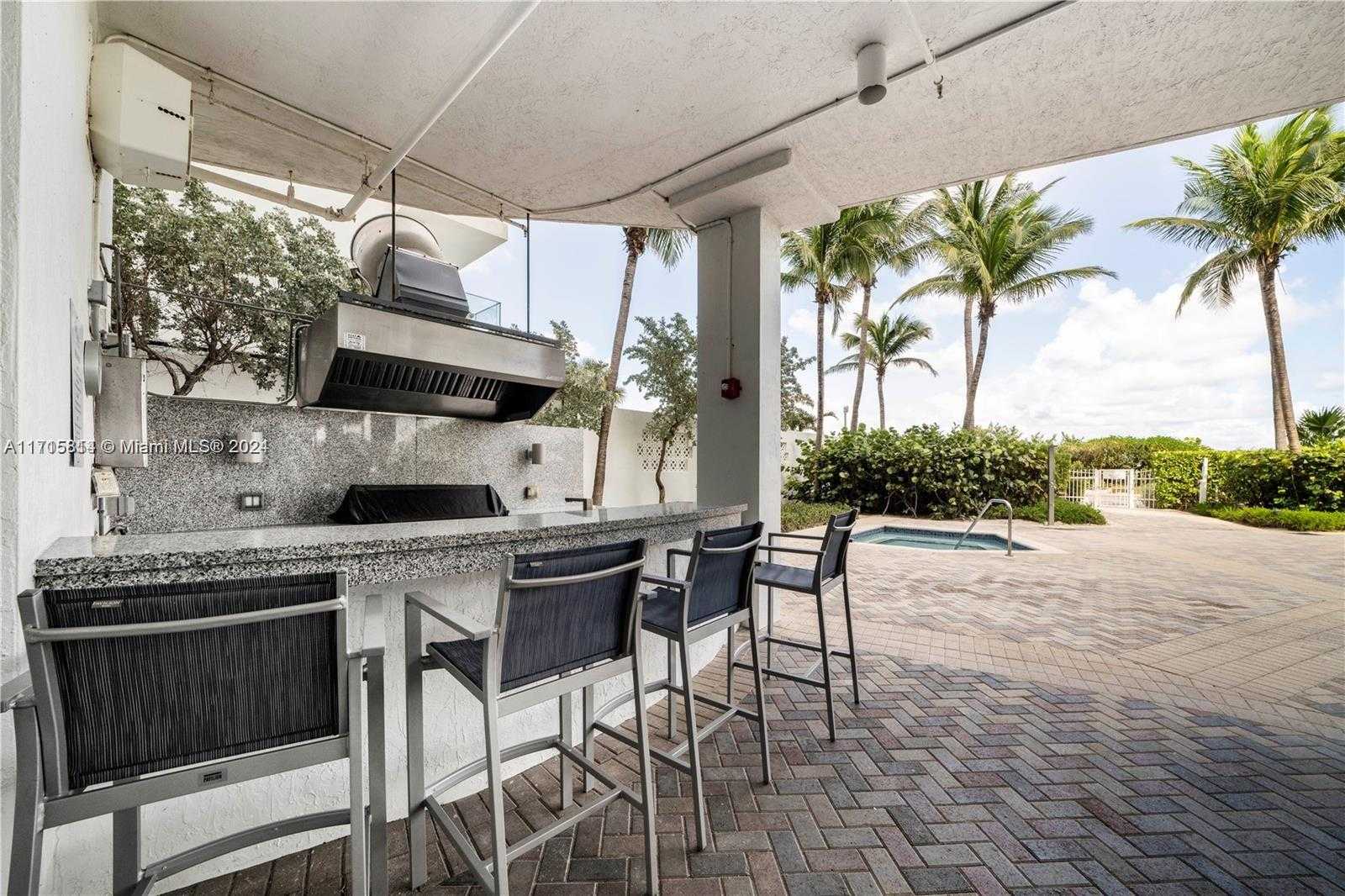 Small Image of 6515 COLLINS AVE #702, Miami Beach Number 23