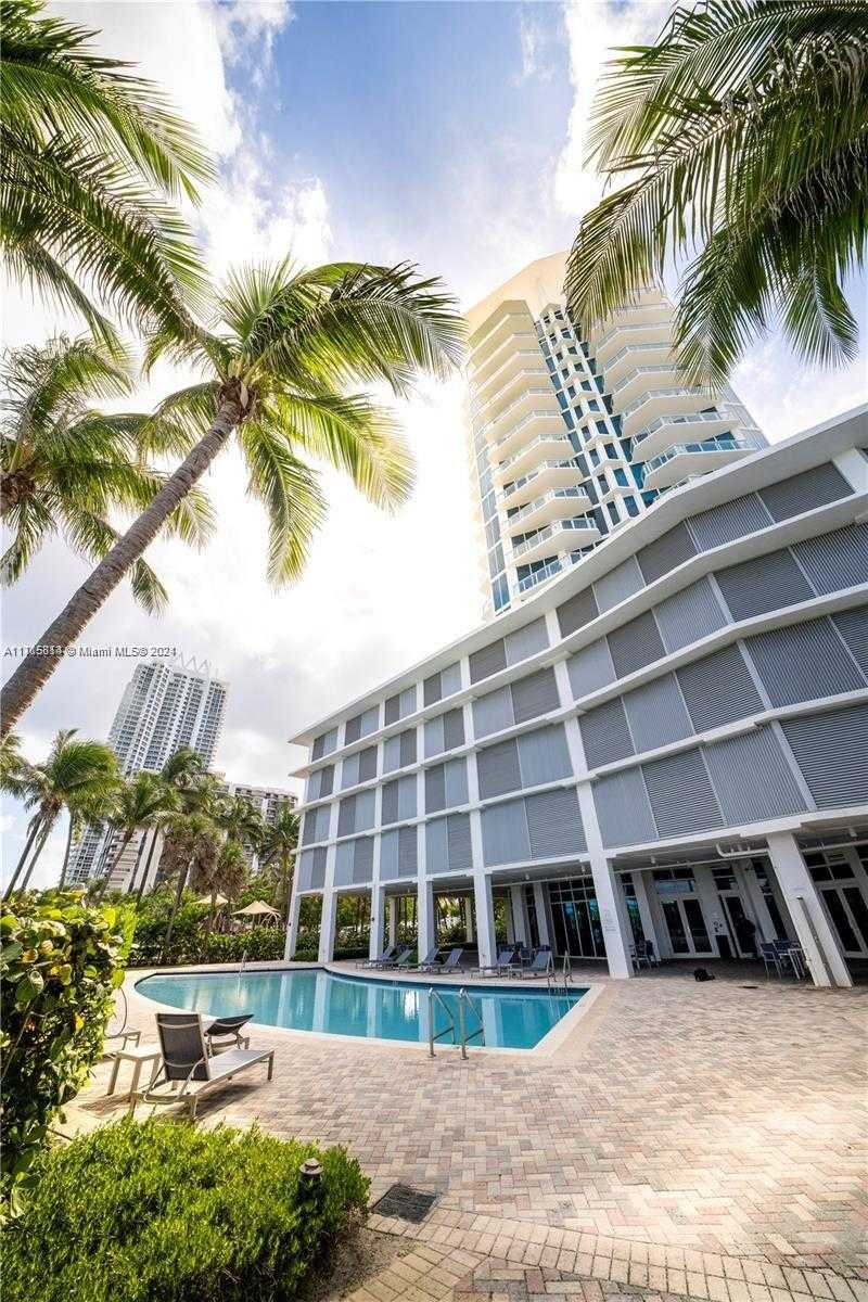 Small Image of 6515 COLLINS AVE #702, Miami Beach Number 25