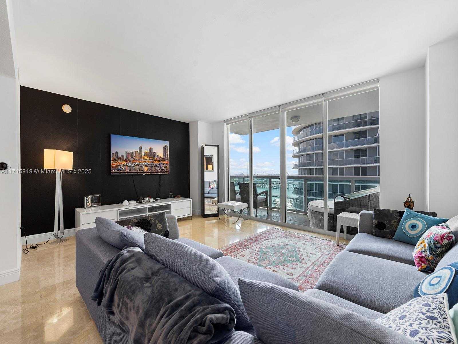 Small Image of 1800 NORTH BAYSHORE DR #2211, Miami Number 2