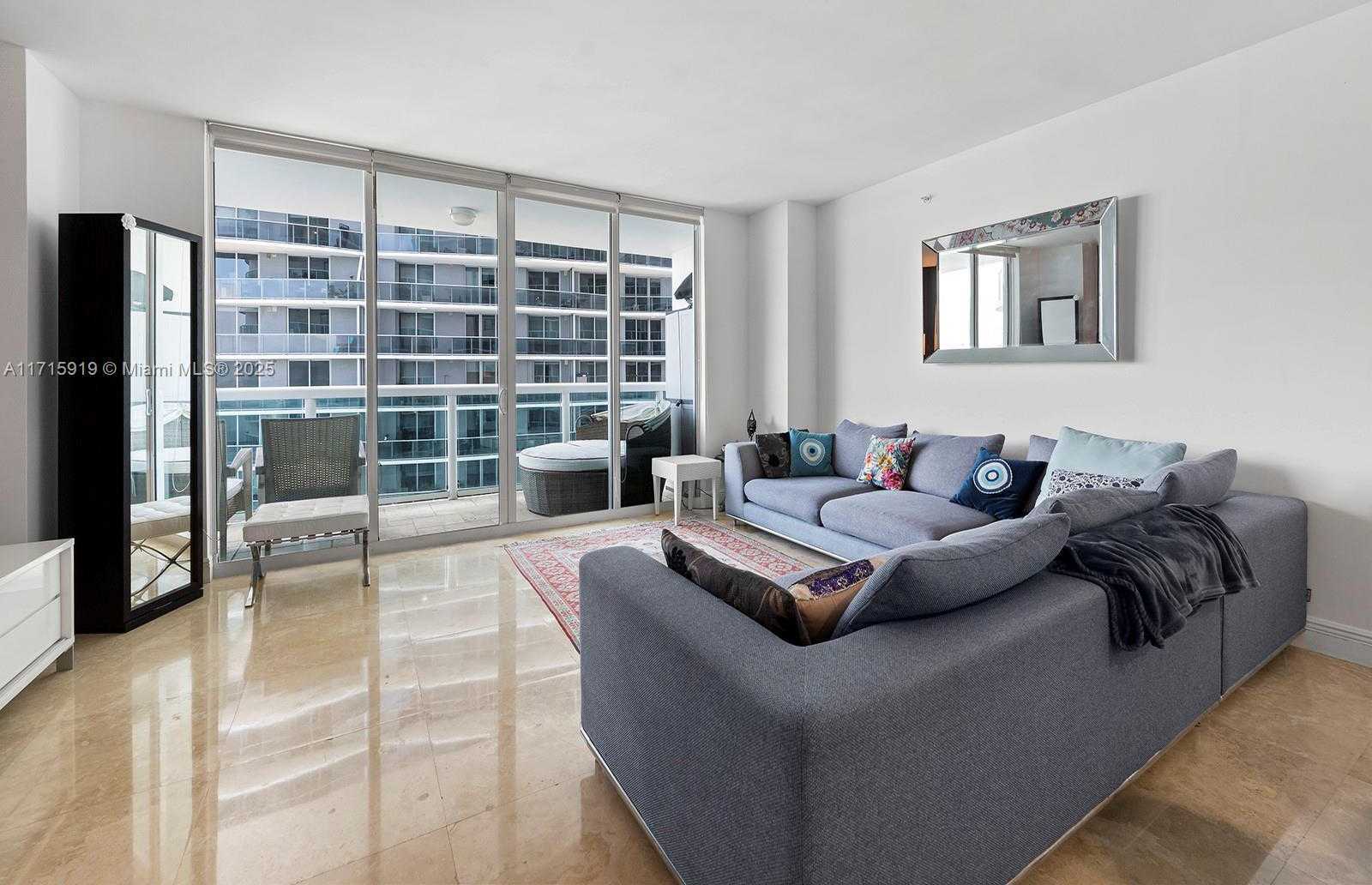 Small Image of 1800 NORTH BAYSHORE DR #2211, Miami Number 3