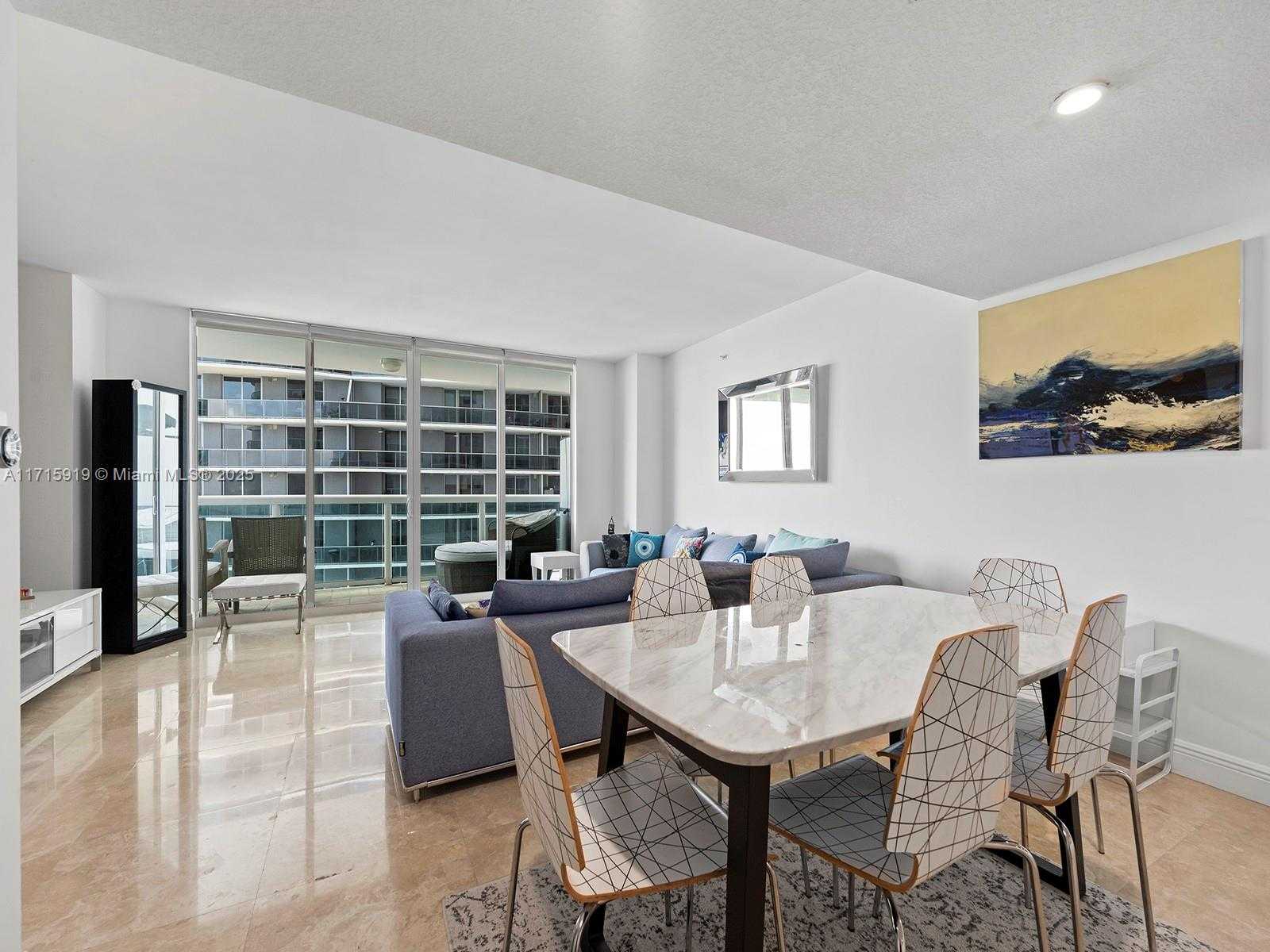 Small Image of 1800 NORTH BAYSHORE DR #2211, Miami Number 5