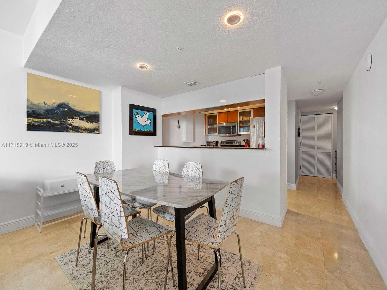 Small Image of 1800 NORTH BAYSHORE DR #2211, Miami Number 8