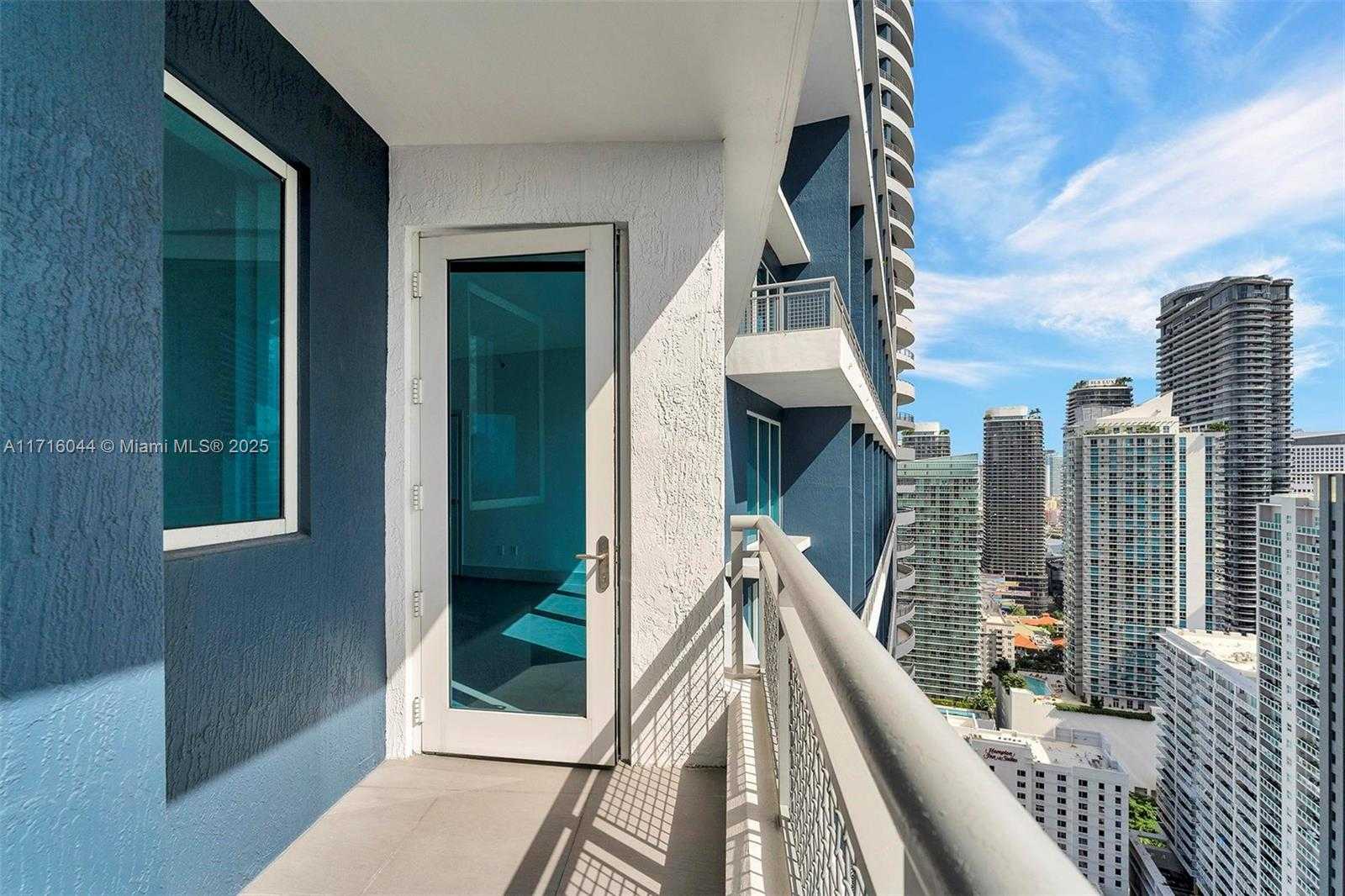 Small Image of 60 #3400, Miami Number 25