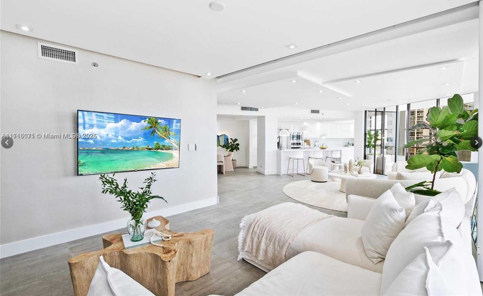 Small Image of 20281 EAST COUNTRY CLUB DR #808, Aventura Number 16