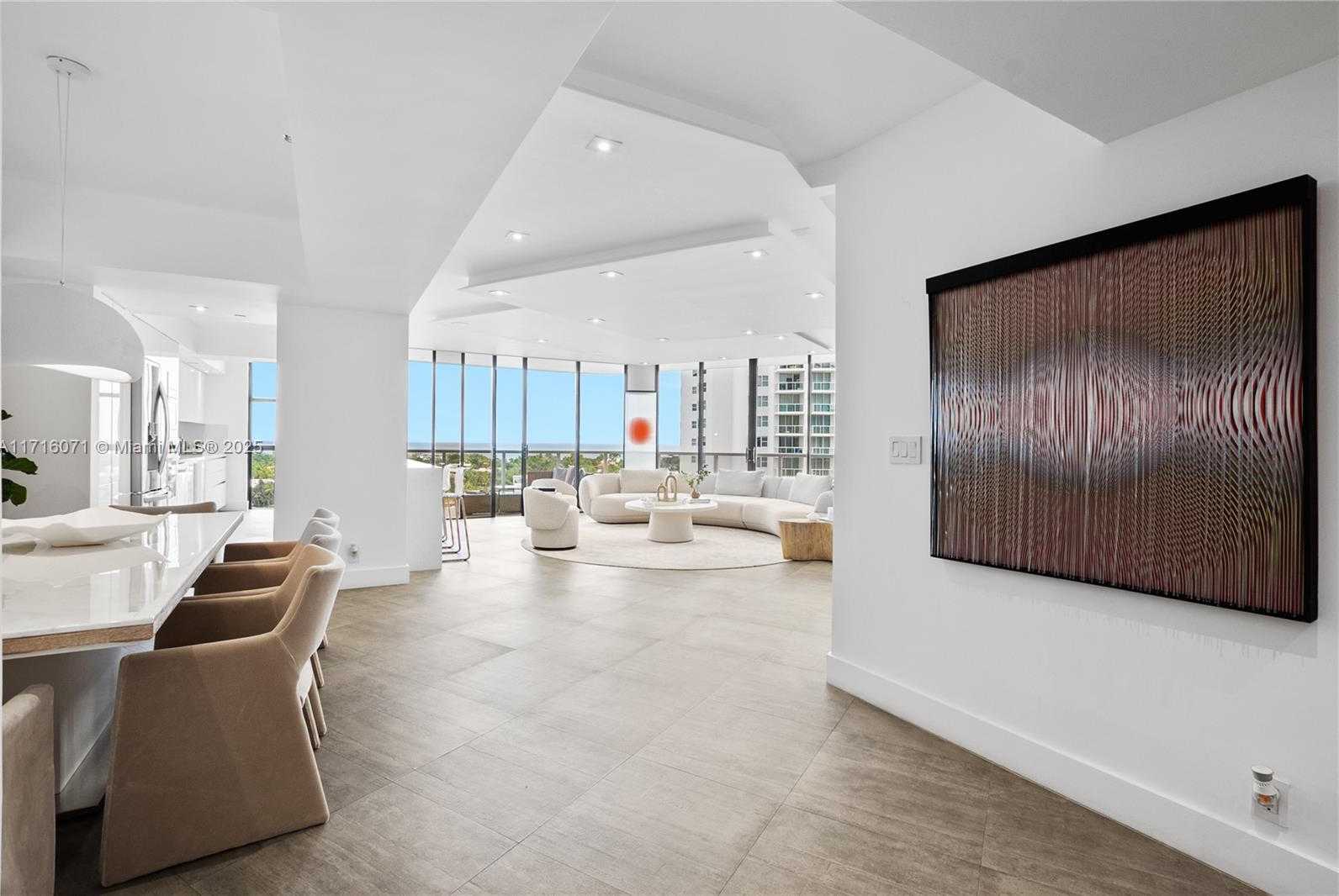 Small Image of 20281 EAST COUNTRY CLUB DR #808, Aventura Number 2