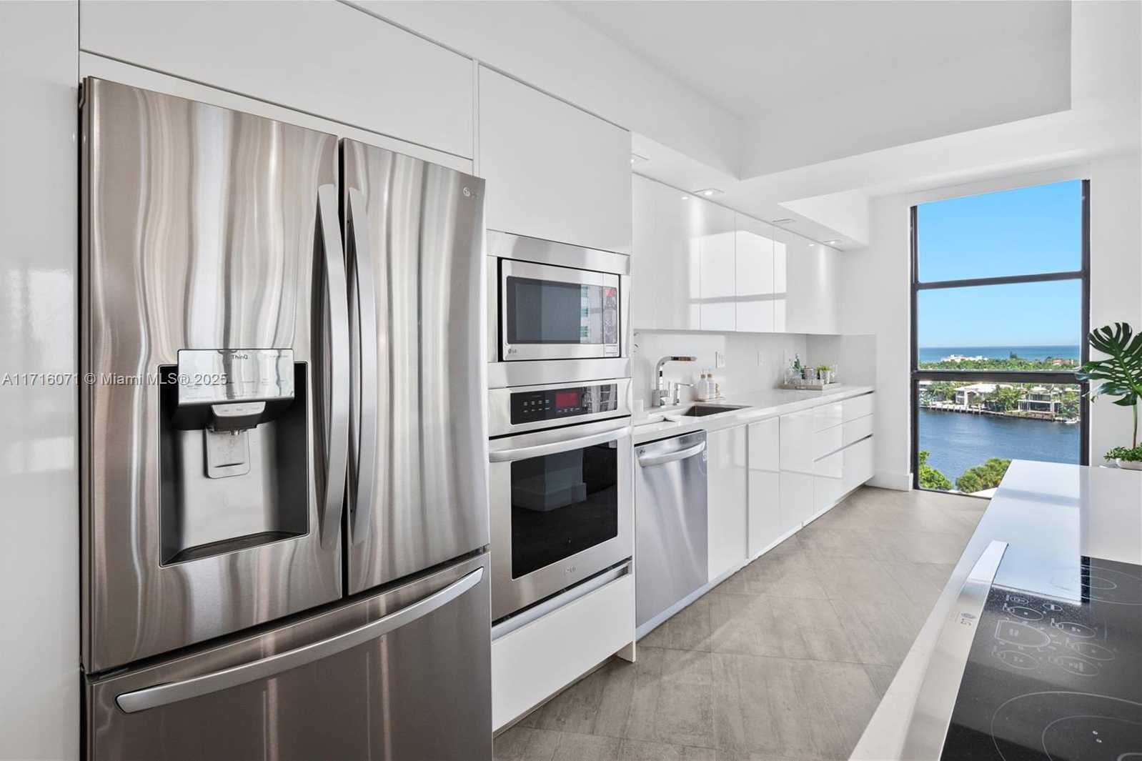 Small Image of 20281 EAST COUNTRY CLUB DR #808, Aventura Number 24