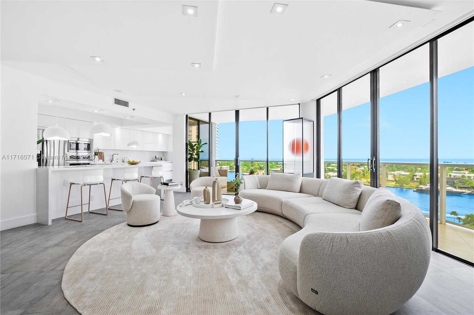 Small Image of 20281 EAST COUNTRY CLUB DR #808, Aventura Number 3