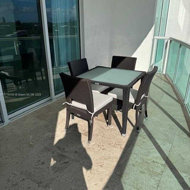 Small Image of 20201 EAST COUNTRY CLUB DR #409, Aventura Number 3