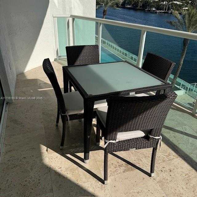 Small Image of 20201 EAST COUNTRY CLUB DR #409, Aventura Number 4