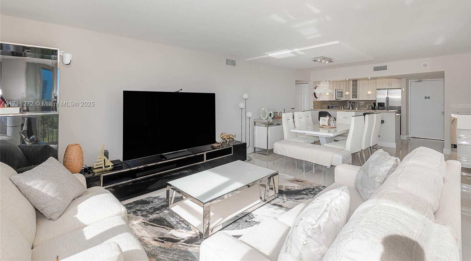 Small Image of 20335 WEST COUNTRY CLUB DR #909, Aventura Number 12