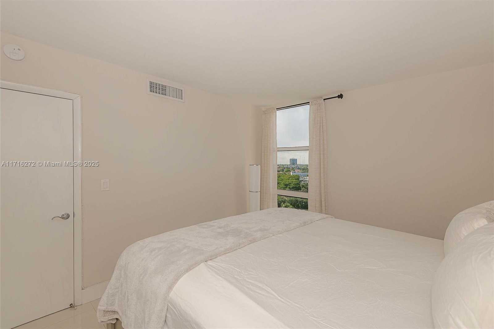 Small Image of 20335 WEST COUNTRY CLUB DR #909, Aventura Number 23