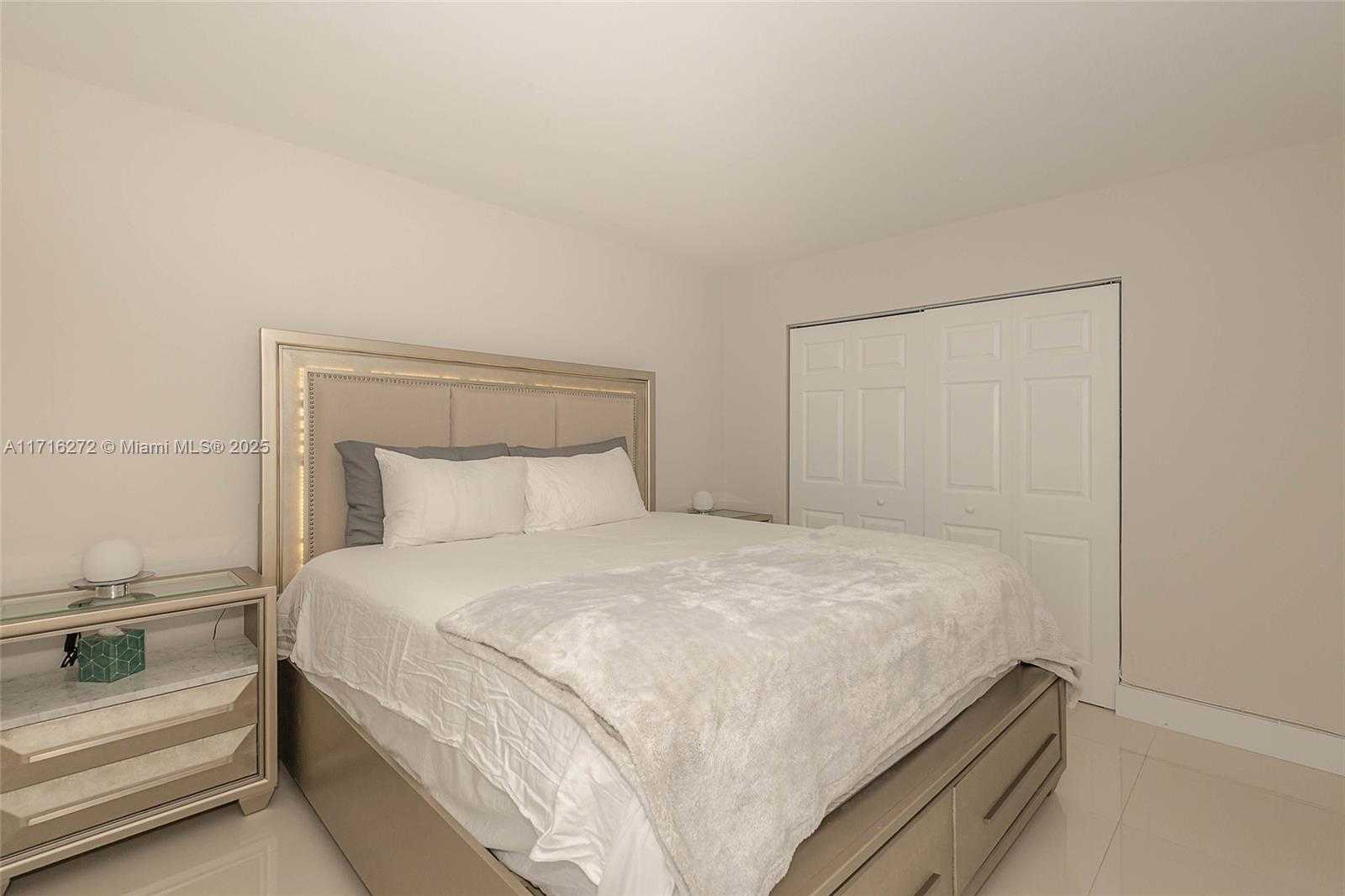 Small Image of 20335 WEST COUNTRY CLUB DR #909, Aventura Number 24