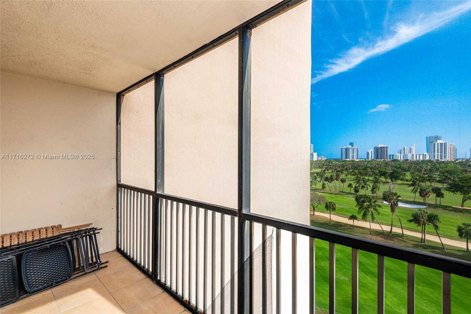 Small Image of 20335 WEST COUNTRY CLUB DR #909, Aventura Number 27