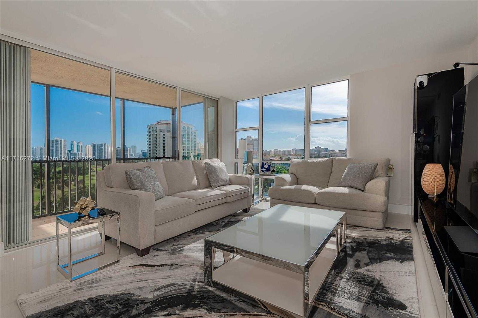 Small Image of 20335 WEST COUNTRY CLUB DR #909, Aventura Number 3