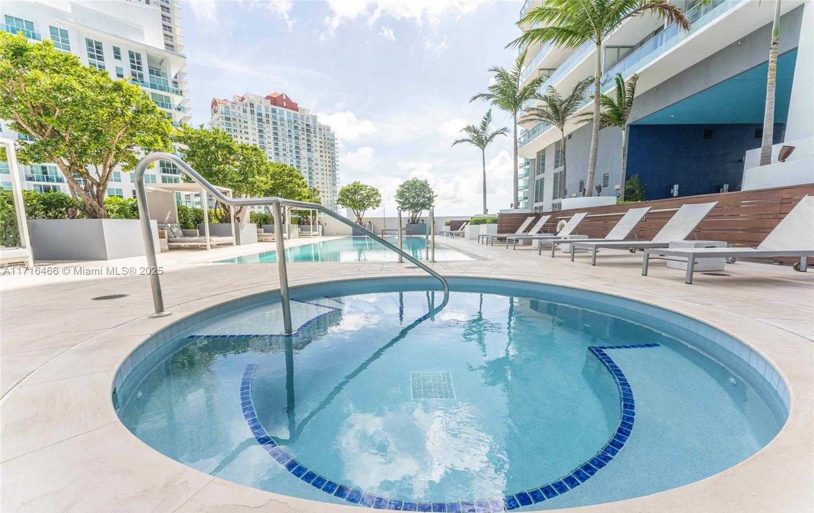 Small Image of 1300 BRICKELL BAY DR #700, Miami Number 33