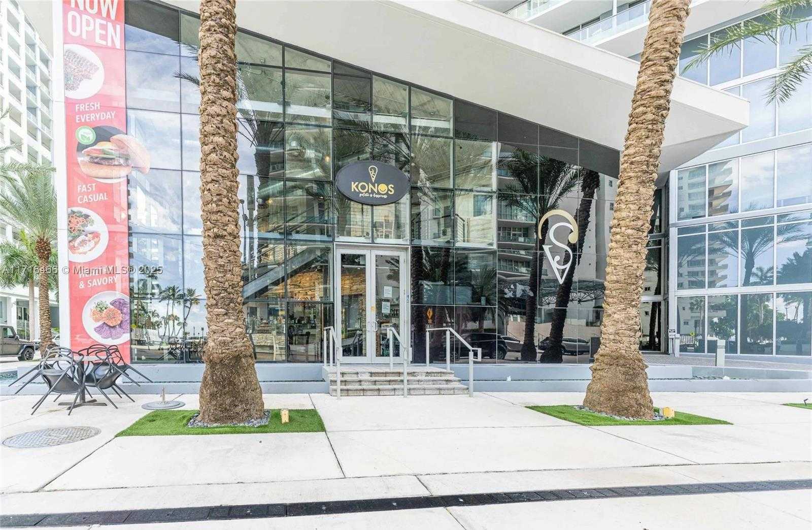 Small Image of 1300 BRICKELL BAY DR #700, Miami Number 42