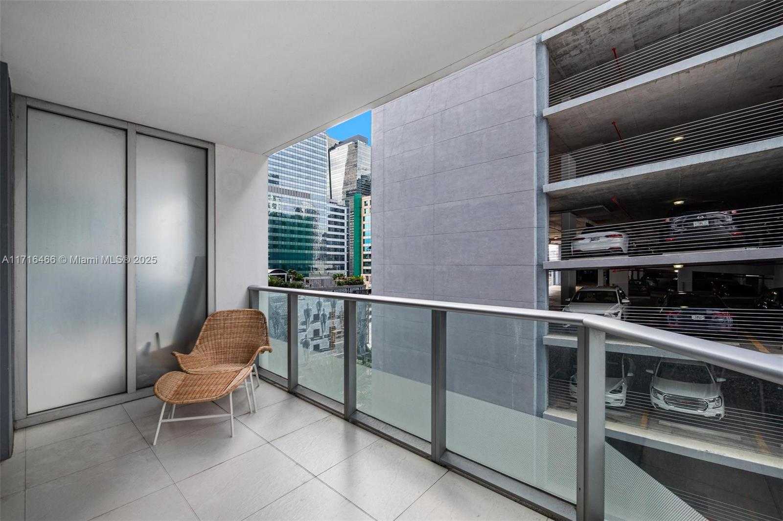 Small Image of 1300 BRICKELL BAY DR #700, Miami Number 45