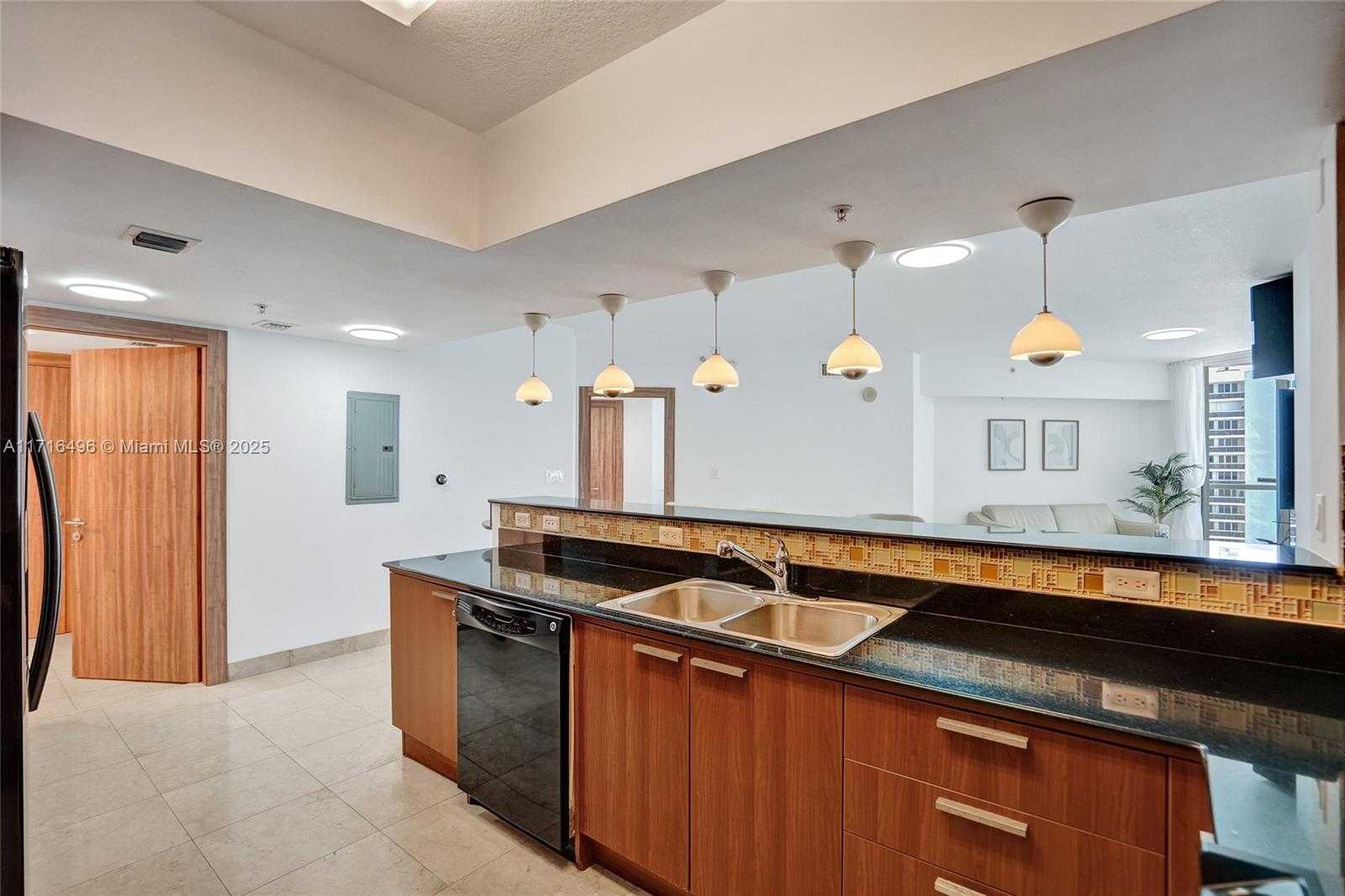 Small Image of 16699 COLLINS AVE #2405, Sunny Isles Beach Number 6