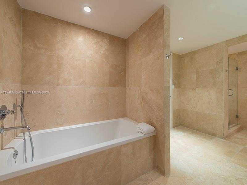 Small Image of 102 24TH ST #1540, Miami Beach Number 13