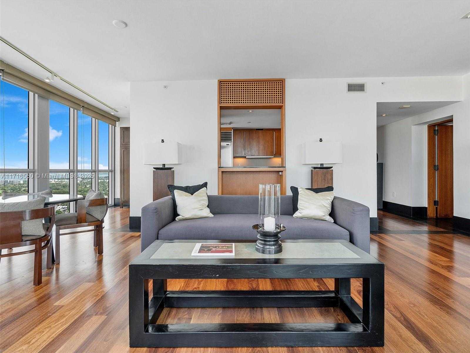 Small Image of 101 20TH ST #3302, Miami Beach Number 12