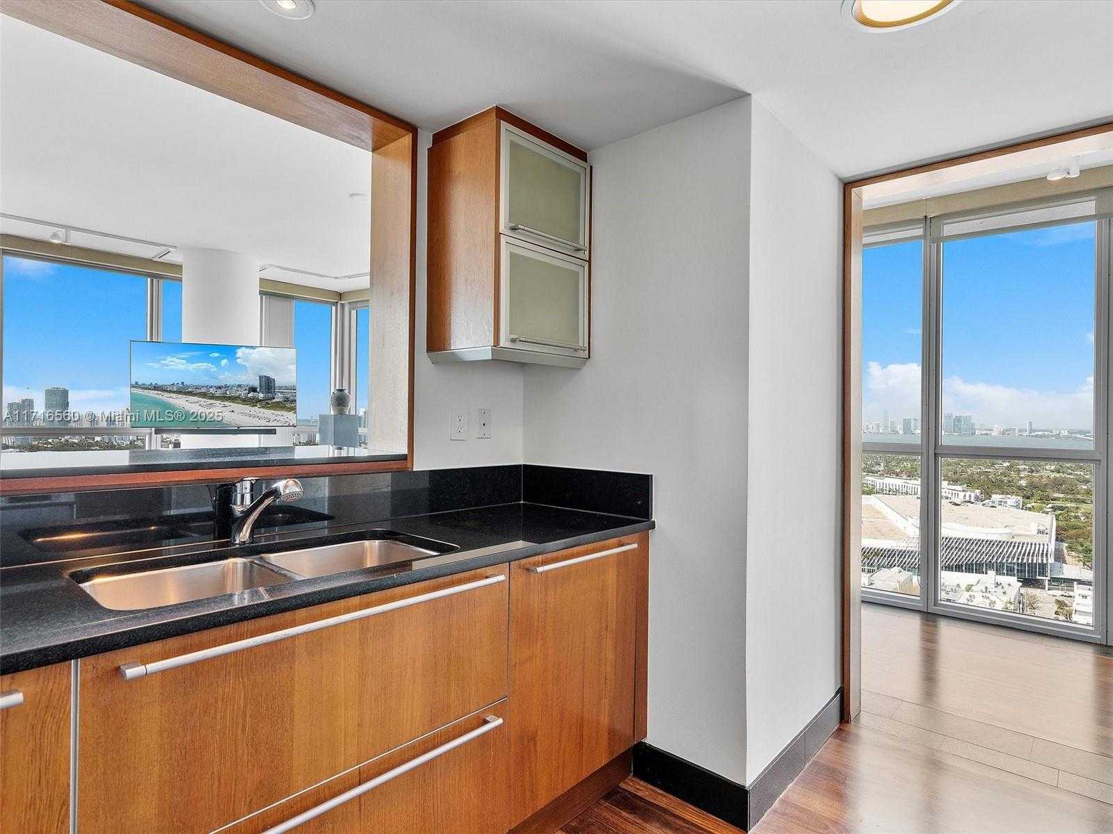 Small Image of 101 20TH ST #3302, Miami Beach Number 16