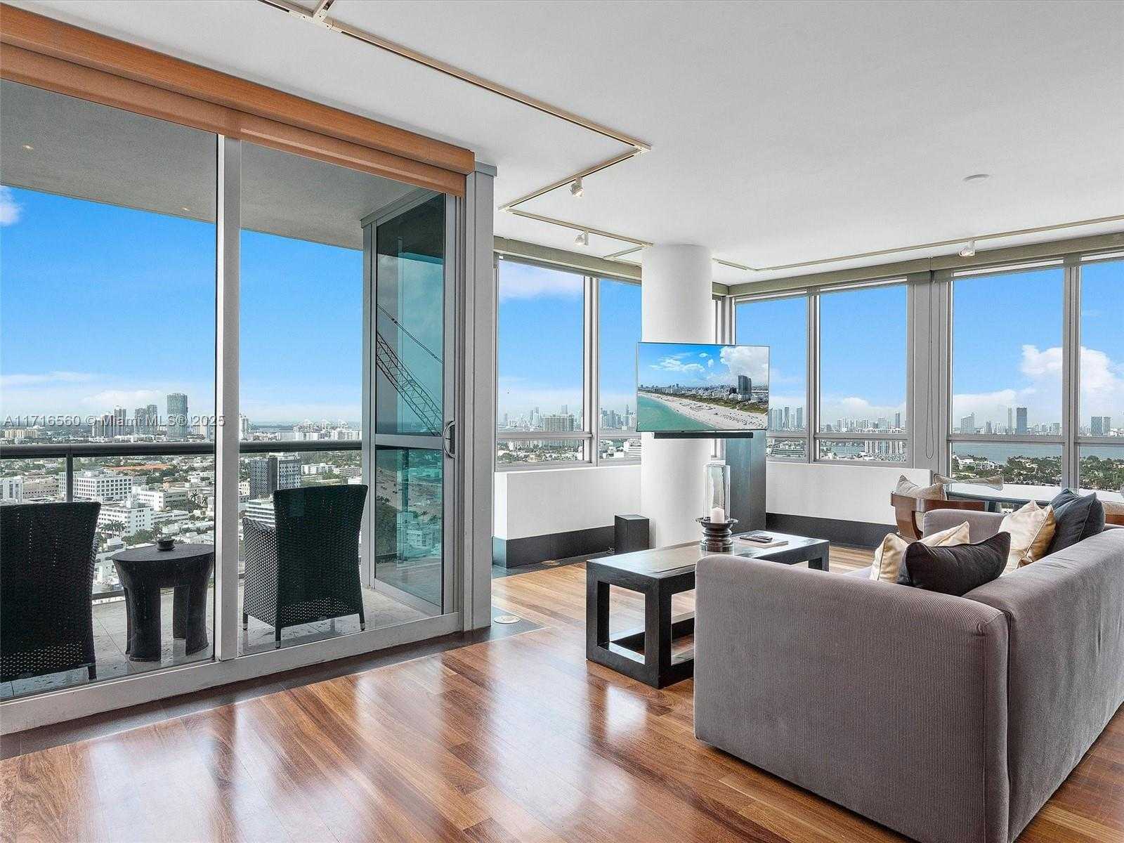 Small Image of 101 20TH ST #3302, Miami Beach Number 3