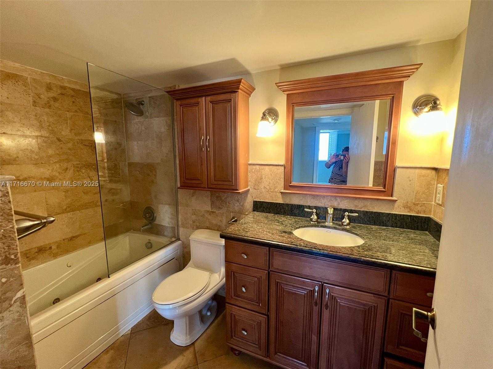 Small Image of 1688 WEST AVE #1005, Miami Beach Number 22