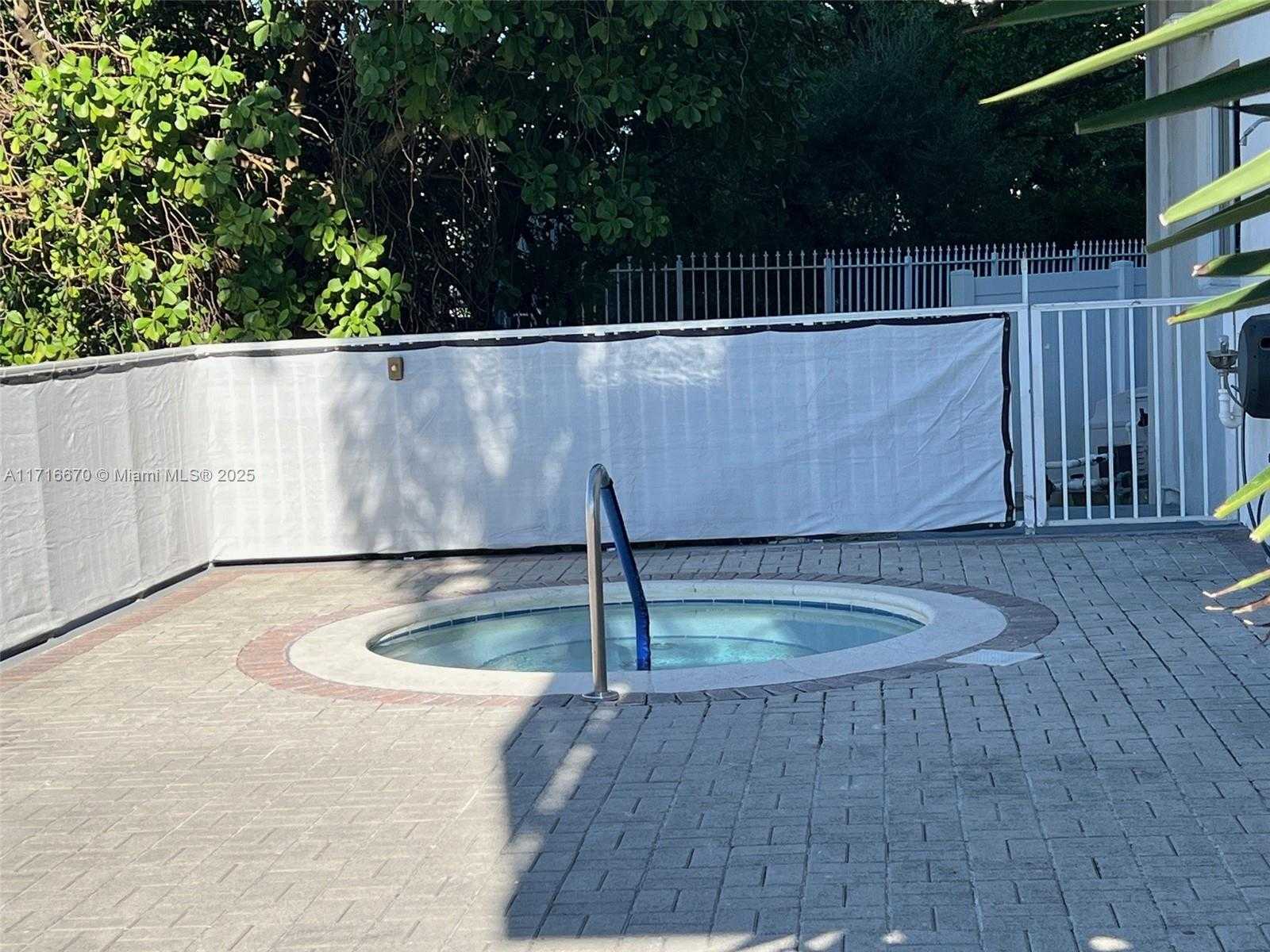 Small Image of 1688 WEST AVE #1005, Miami Beach Number 27