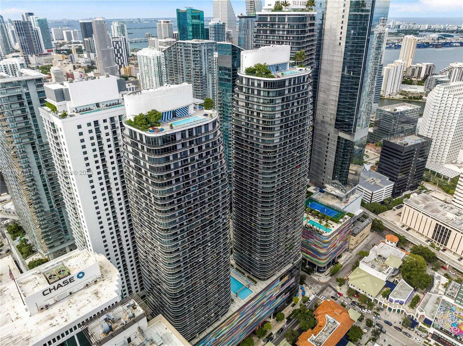 Small Image of 55 SOUTH WEST 9TH ST #4001, Miami Number 25