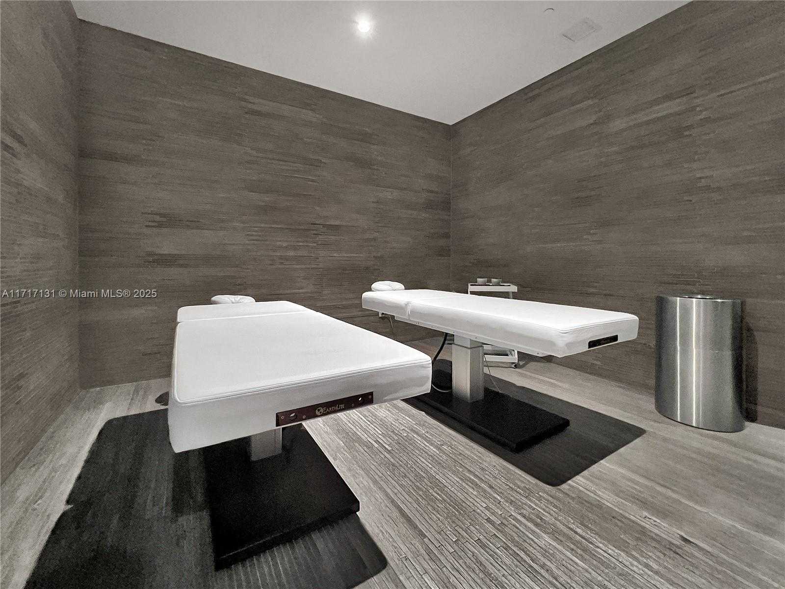 Small Image of 55 SOUTH WEST 9TH ST #4001, Miami Number 33