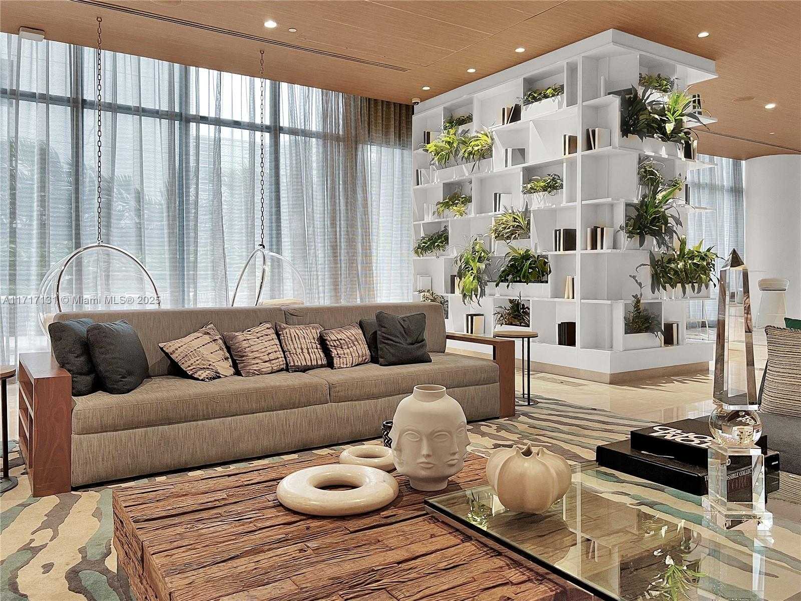 Small Image of 55 SOUTH WEST 9TH ST #4001, Miami Number 38