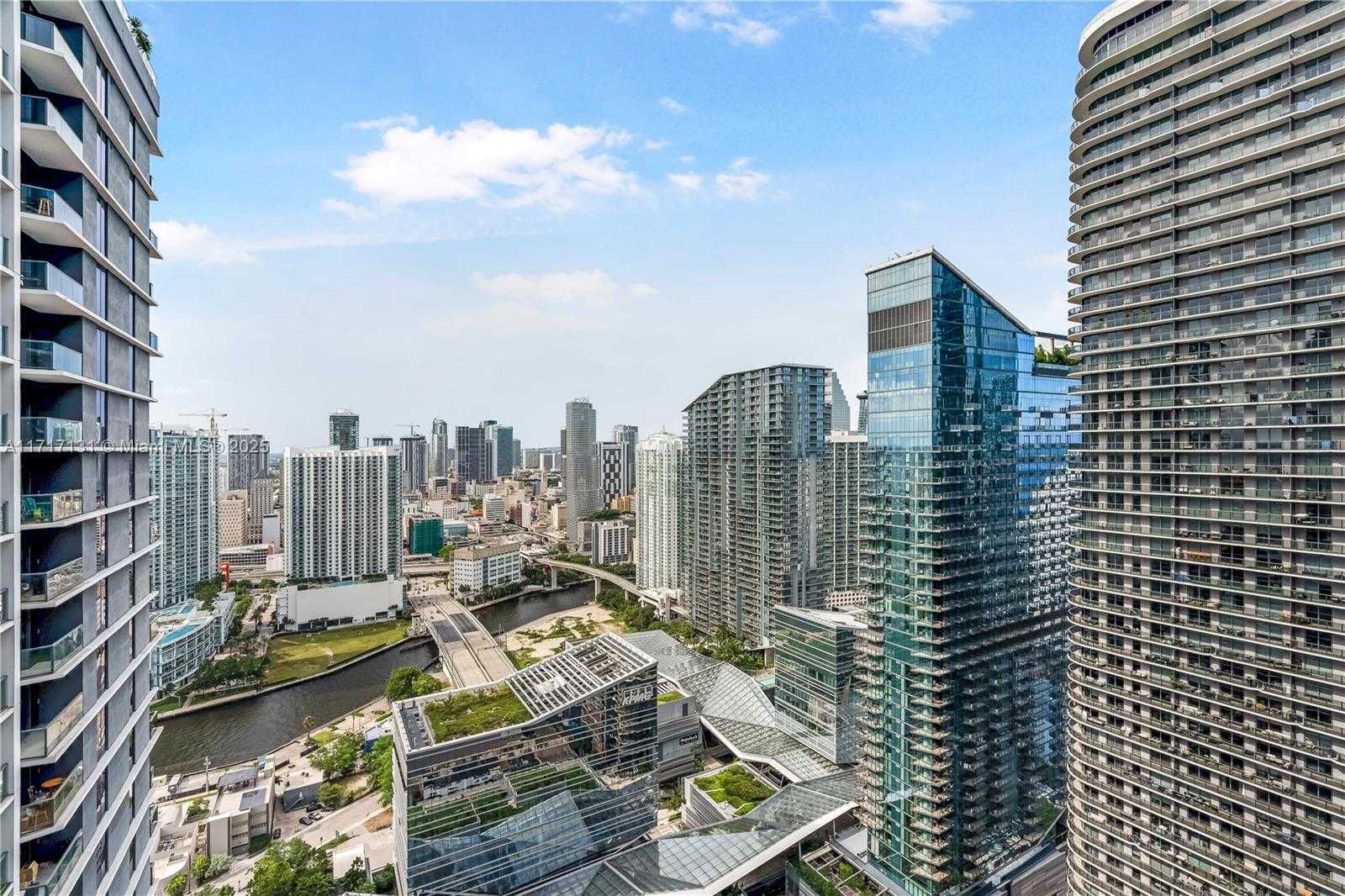 Small Image of 55 SOUTH WEST 9TH ST #4001, Miami Number 4