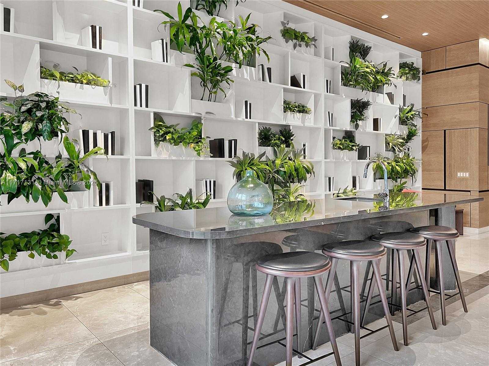Small Image of 55 SOUTH WEST 9TH ST #4001, Miami Number 42
