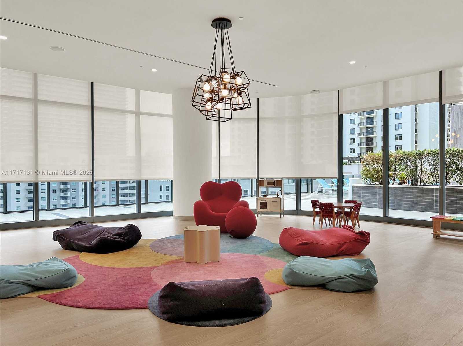 Small Image of 55 SOUTH WEST 9TH ST #4001, Miami Number 43