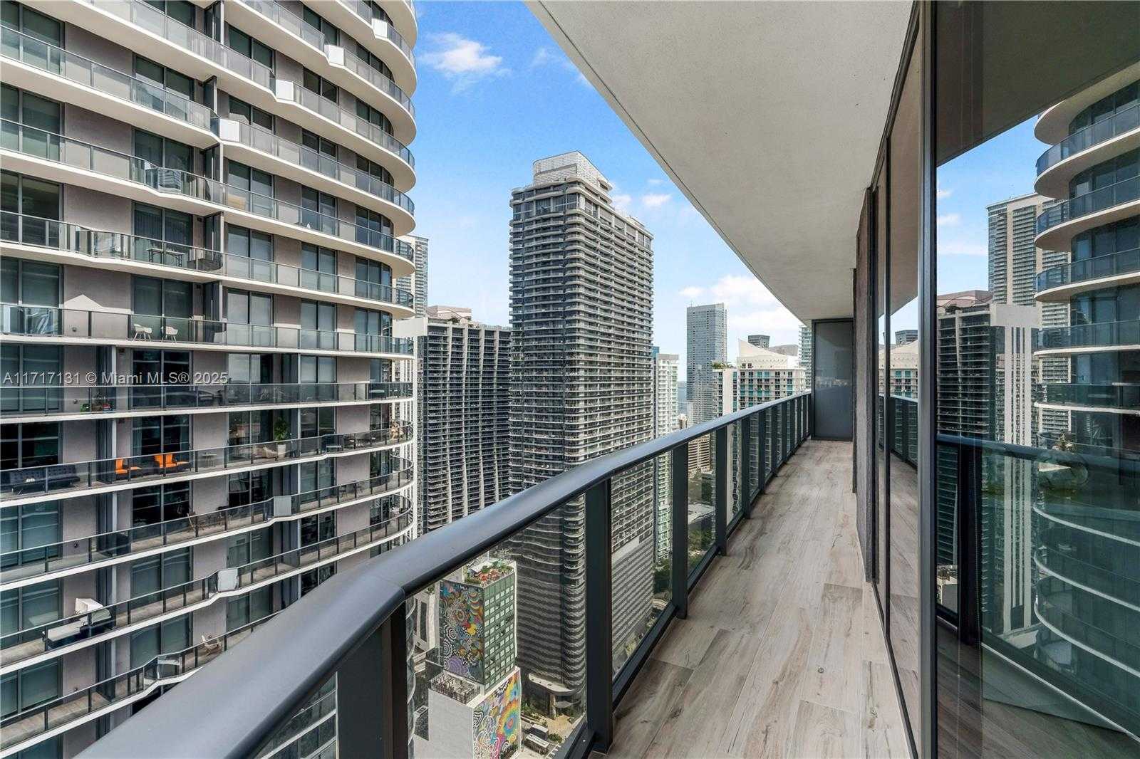 Small Image of 55 SOUTH WEST 9TH ST #4001, Miami Number 6