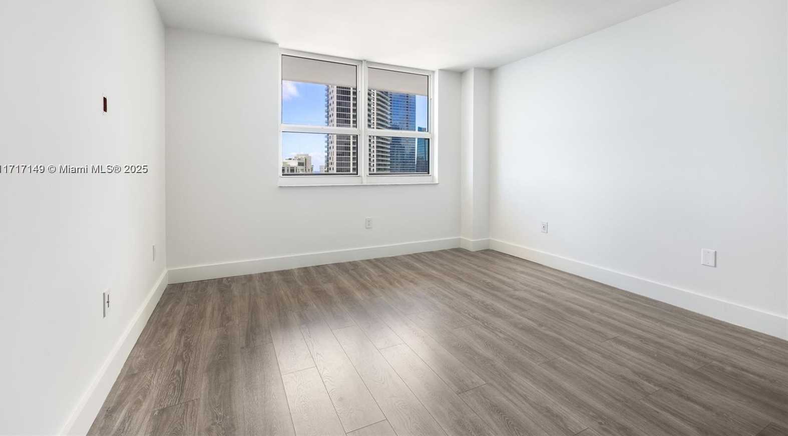 Small Image of 1155 BRICKELL BAY #2907, Miami Number 11