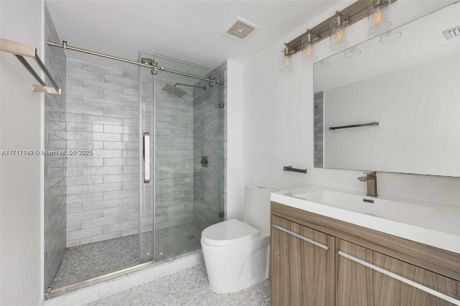 Small Image of 1155 BRICKELL BAY #2907, Miami Number 14