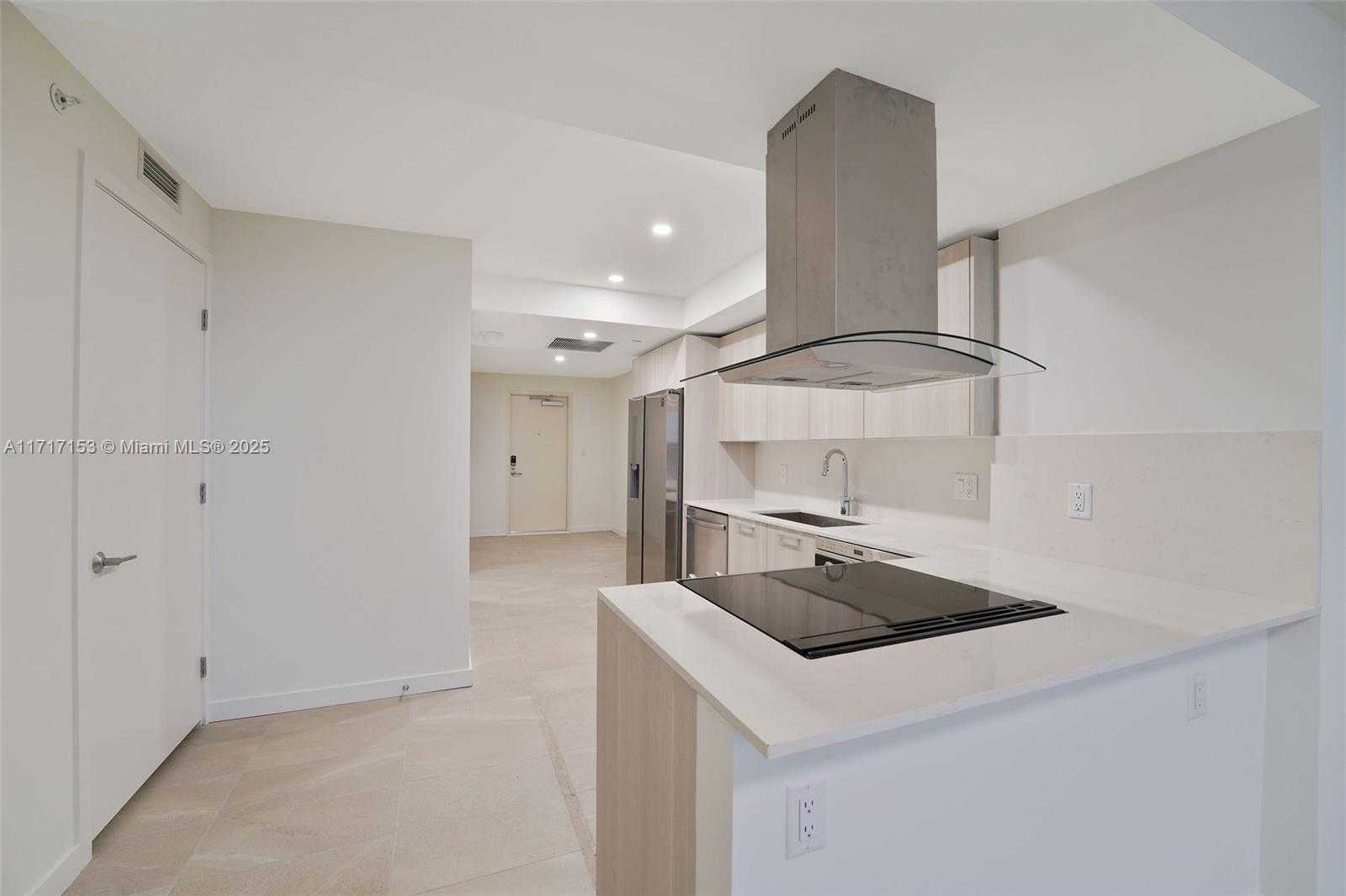 Small Image of 1500 BAY RD #N-0804, Miami Beach Number 8