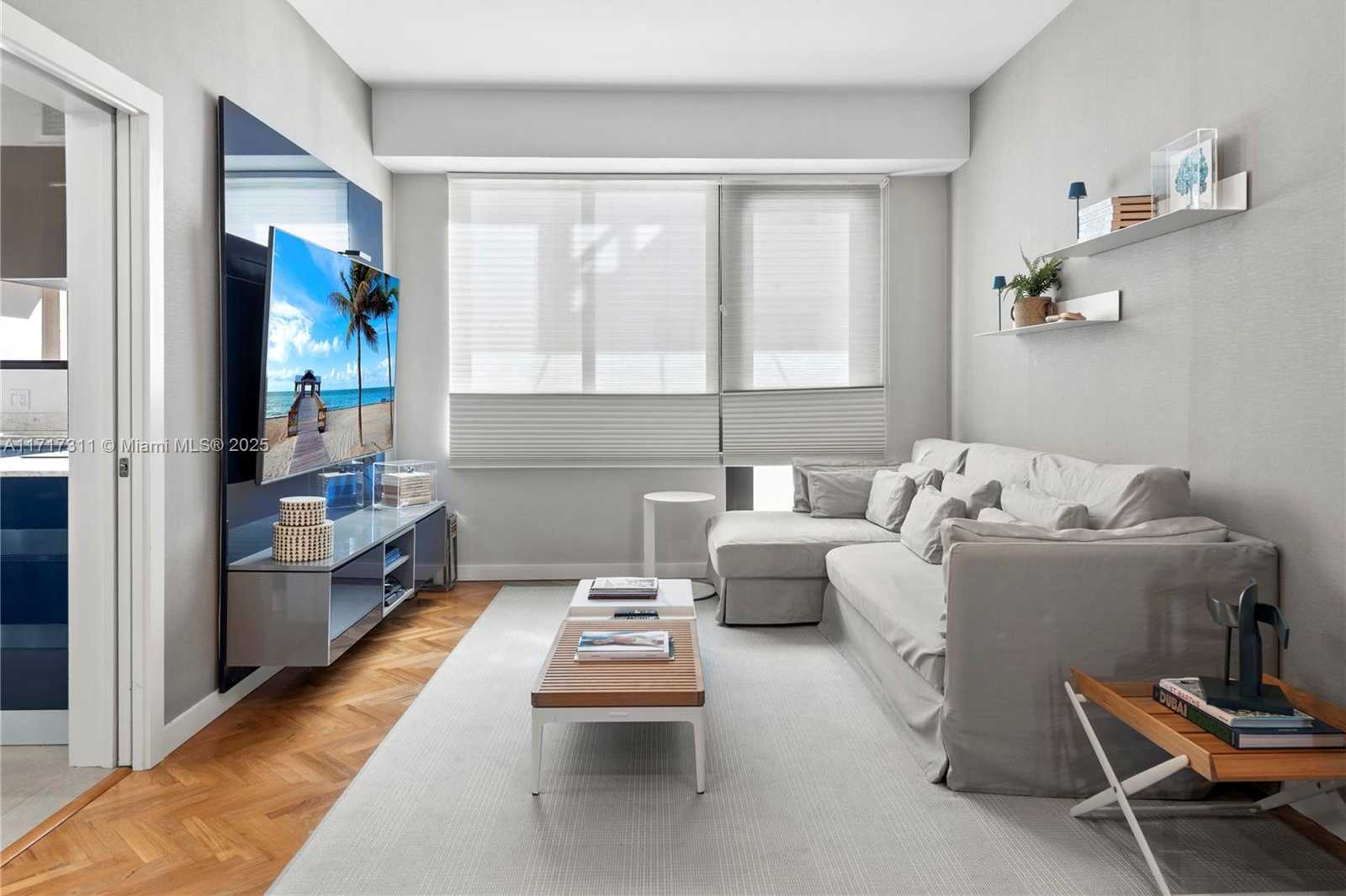Small Image of 201 CRANDON BLVD #1002, Key Biscayne Number 18