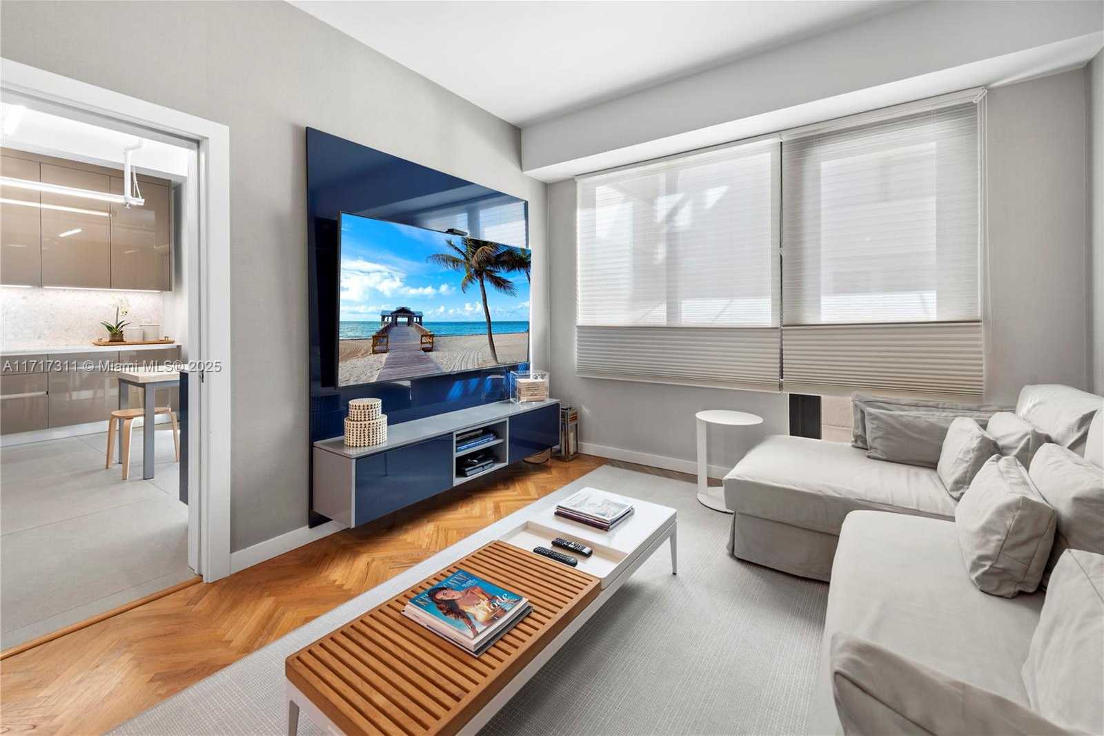 Small Image of 201 CRANDON BLVD #1002, Key Biscayne Number 21