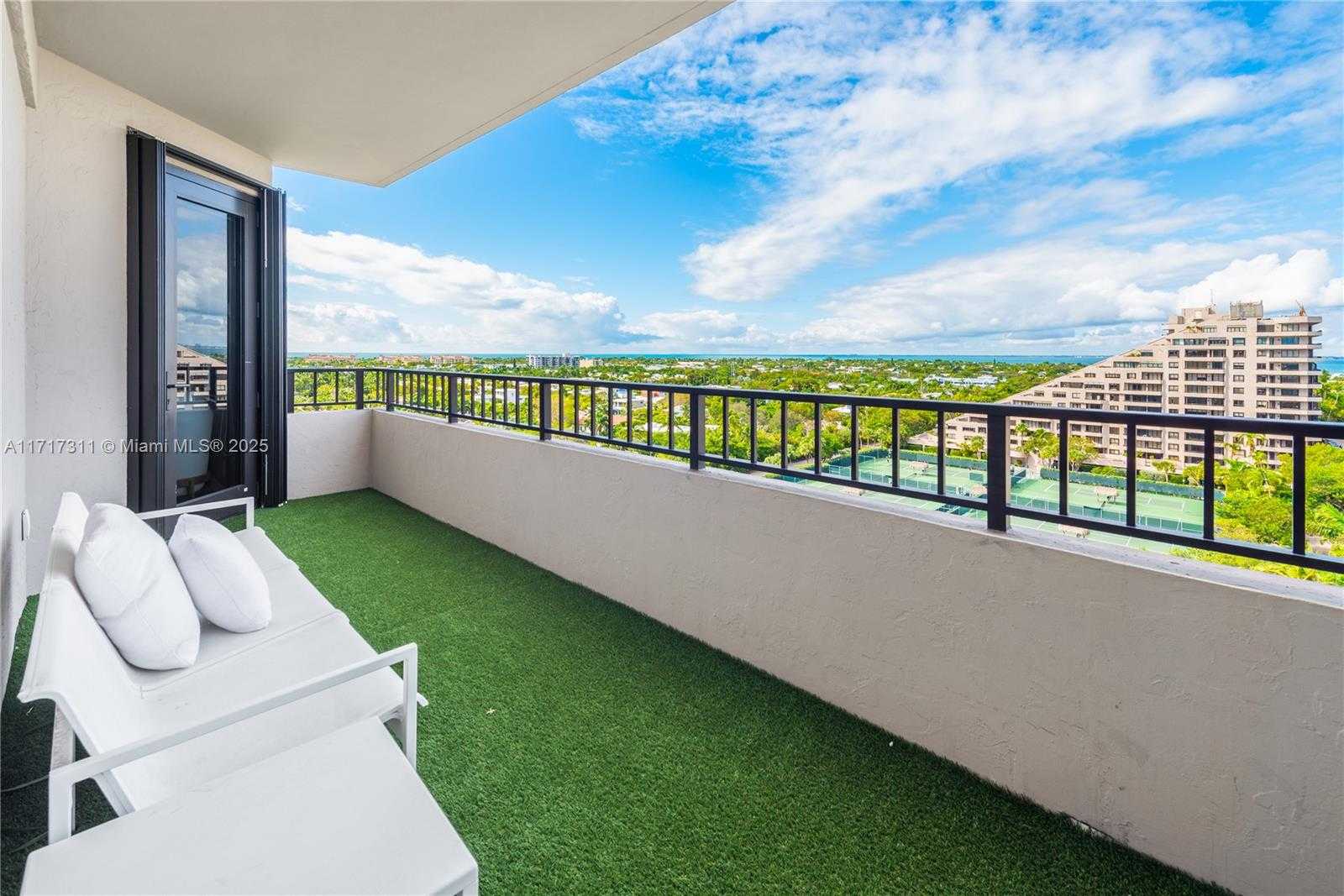Small Image of 201 CRANDON BLVD #1002, Key Biscayne Number 49