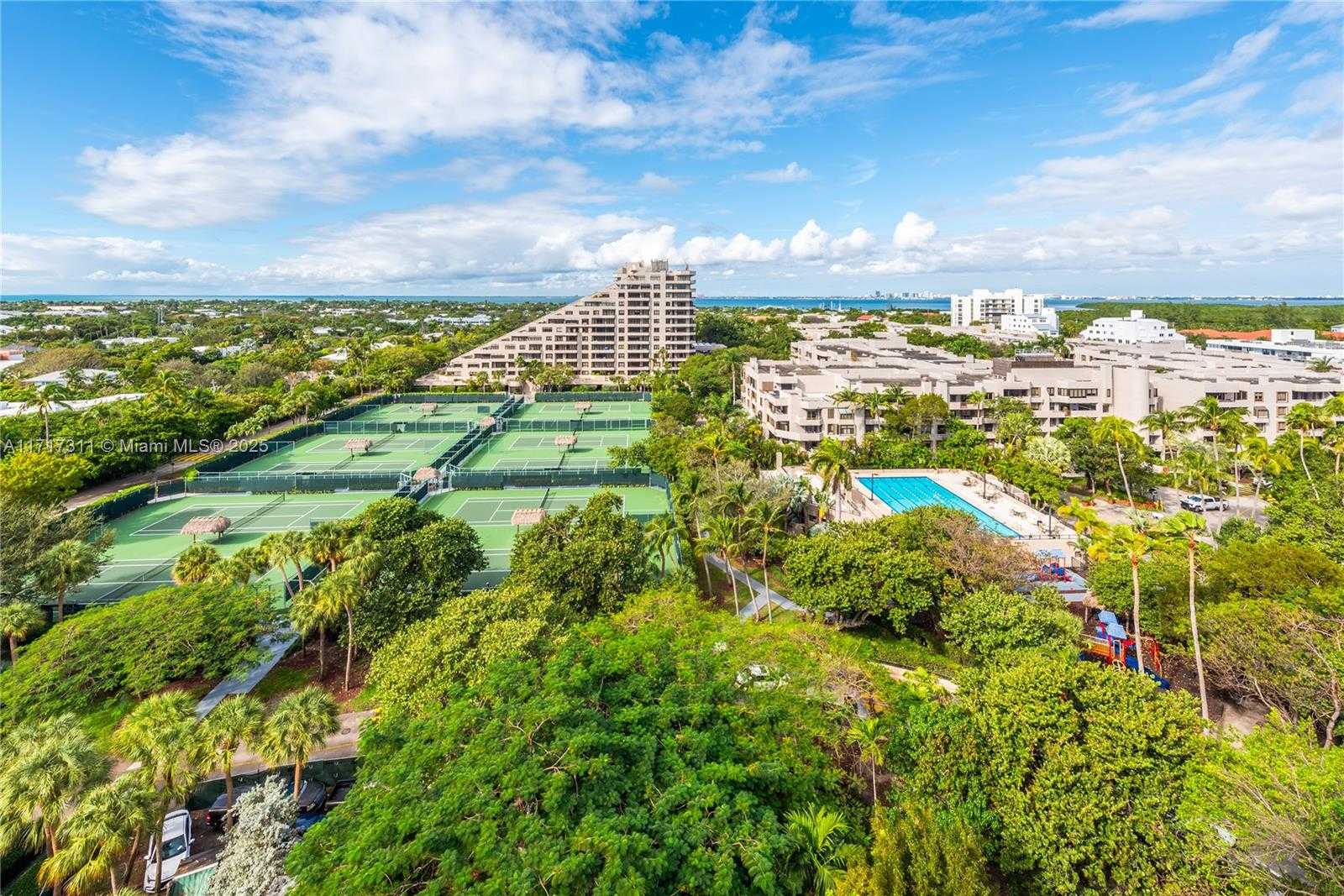 Small Image of 201 CRANDON BLVD #1002, Key Biscayne Number 52