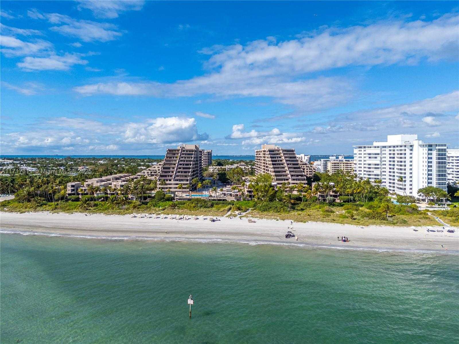 Small Image of 201 CRANDON BLVD #1002, Key Biscayne Number 64