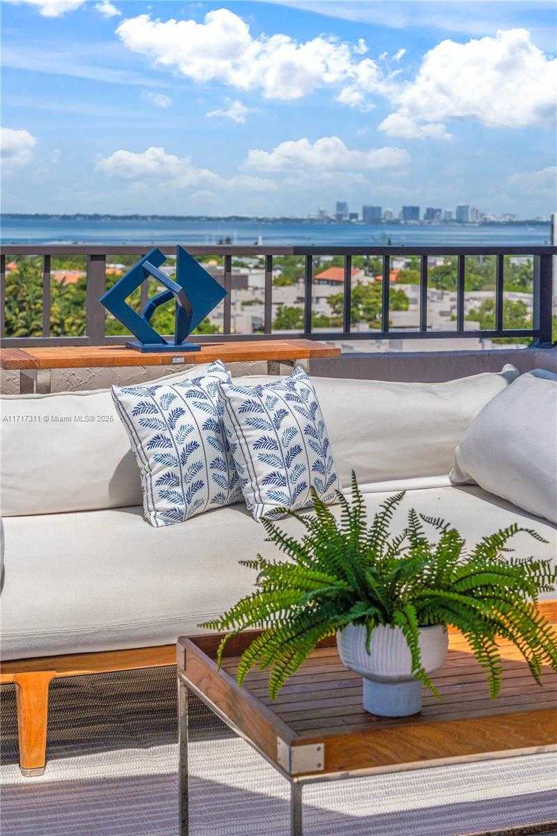 Small Image of 201 CRANDON BLVD #1002, Key Biscayne Number 68