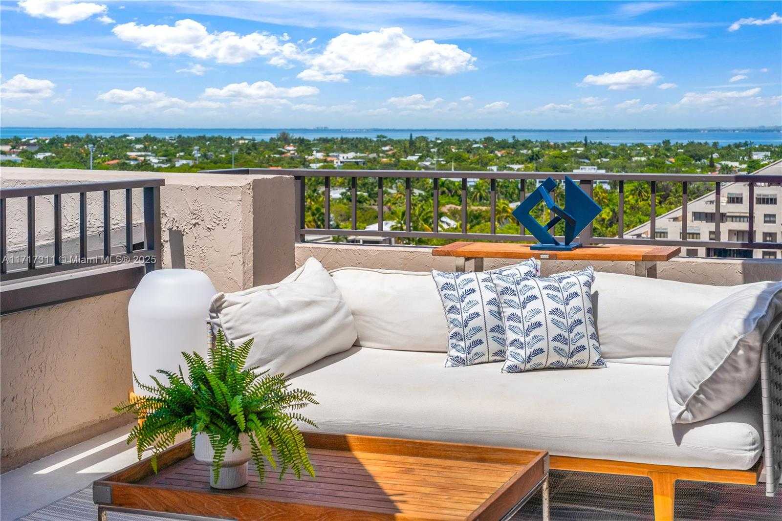 Small Image of 201 CRANDON BLVD #1002, Key Biscayne Number 69