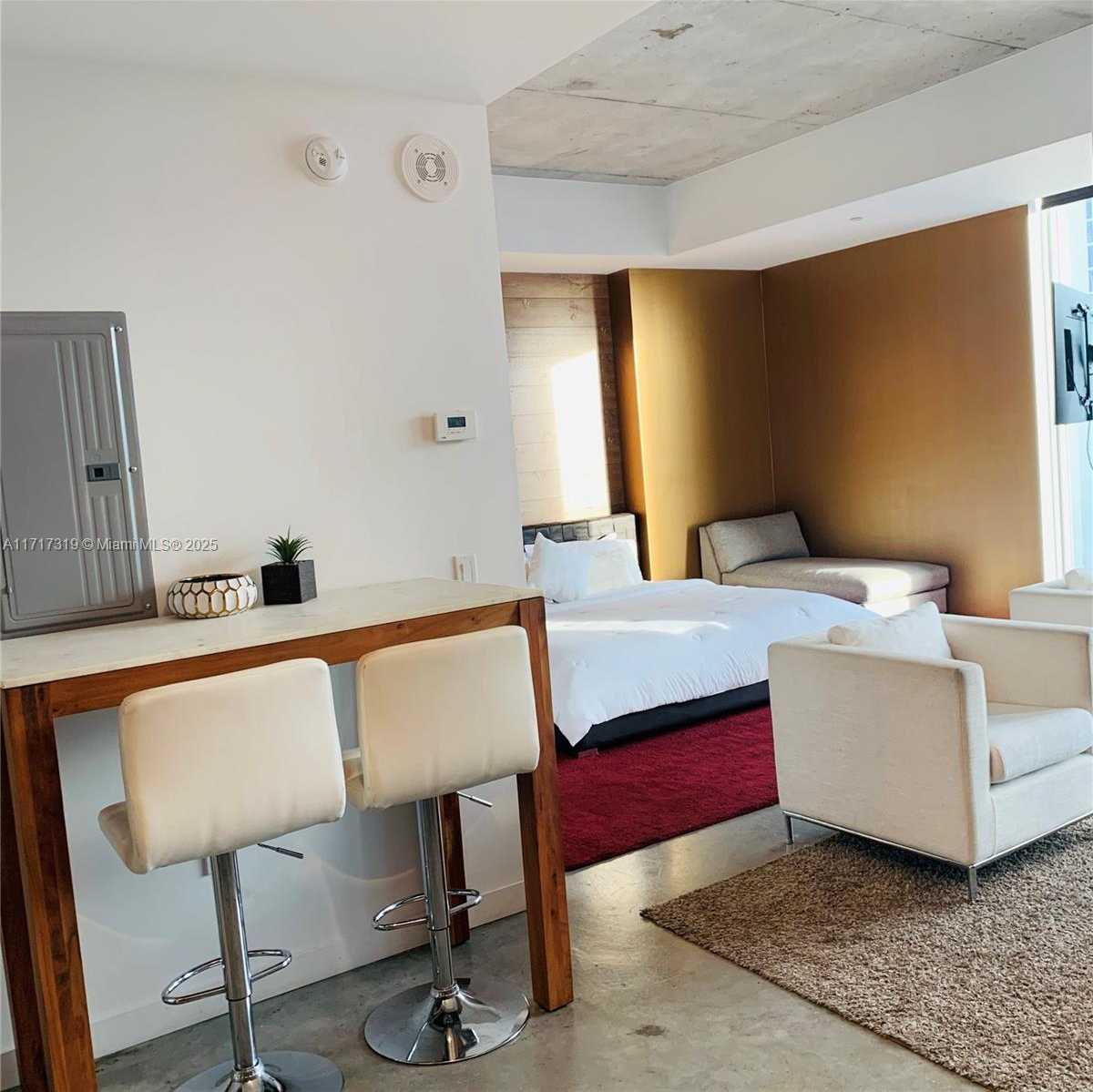 Small Image of 151 SOUTH EAST 1ST ST #2009, Miami Number 5
