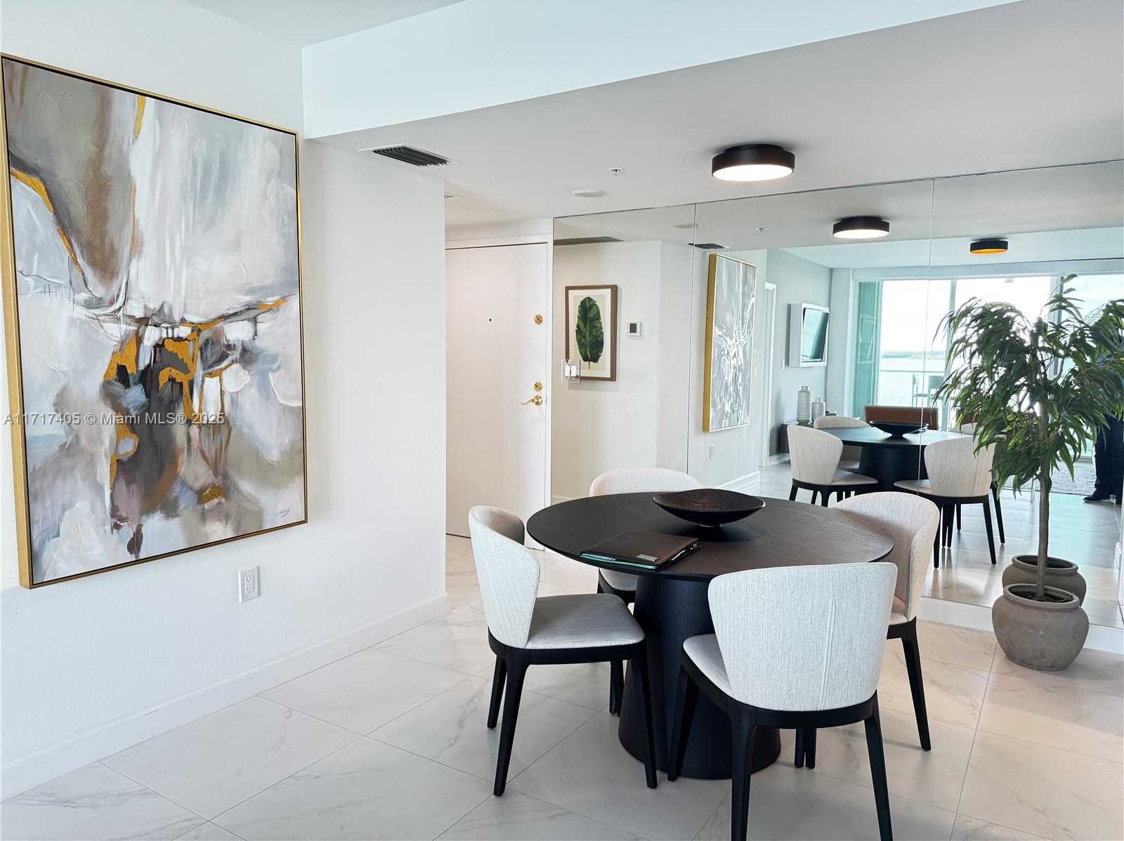 Small Image of 800 CLAUGHTON ISLAND DR #502, Miami Number 6