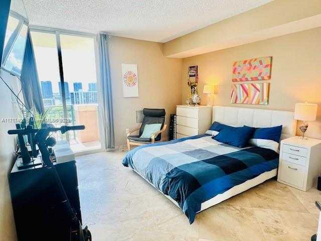 Small Image of 17555 ATLANTIC BLVD #PH4, Sunny Isles Beach Number 15