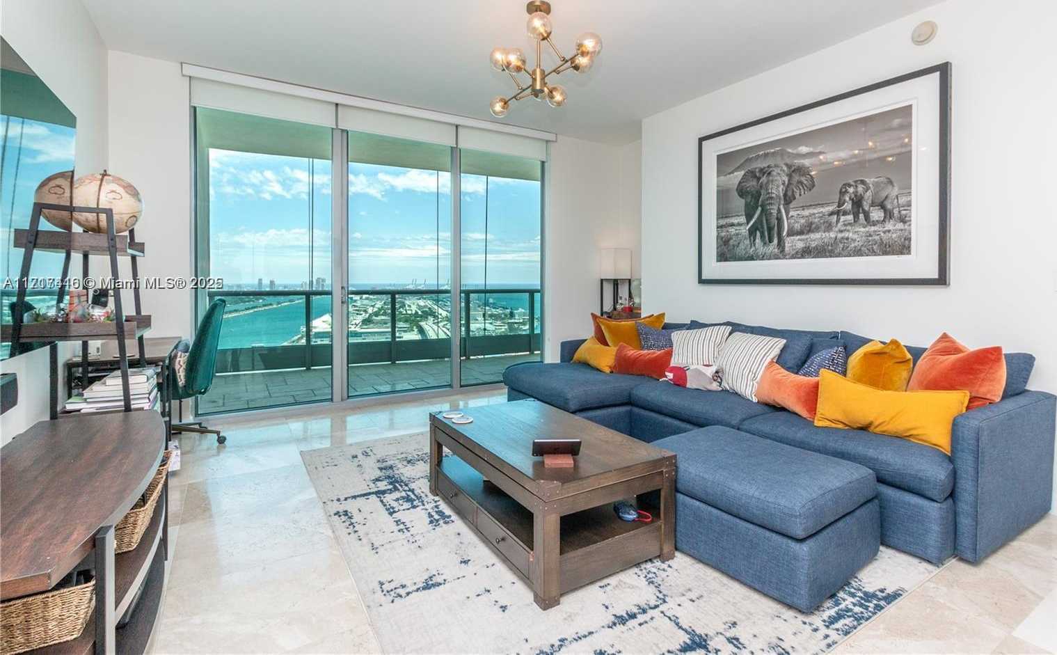 Small Image of 900 BISCAYNE BLVD #4002, Miami Number 3